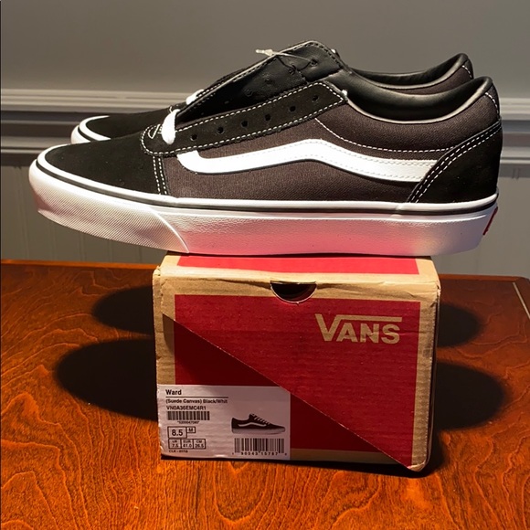 vans men's ward low top sneaker
